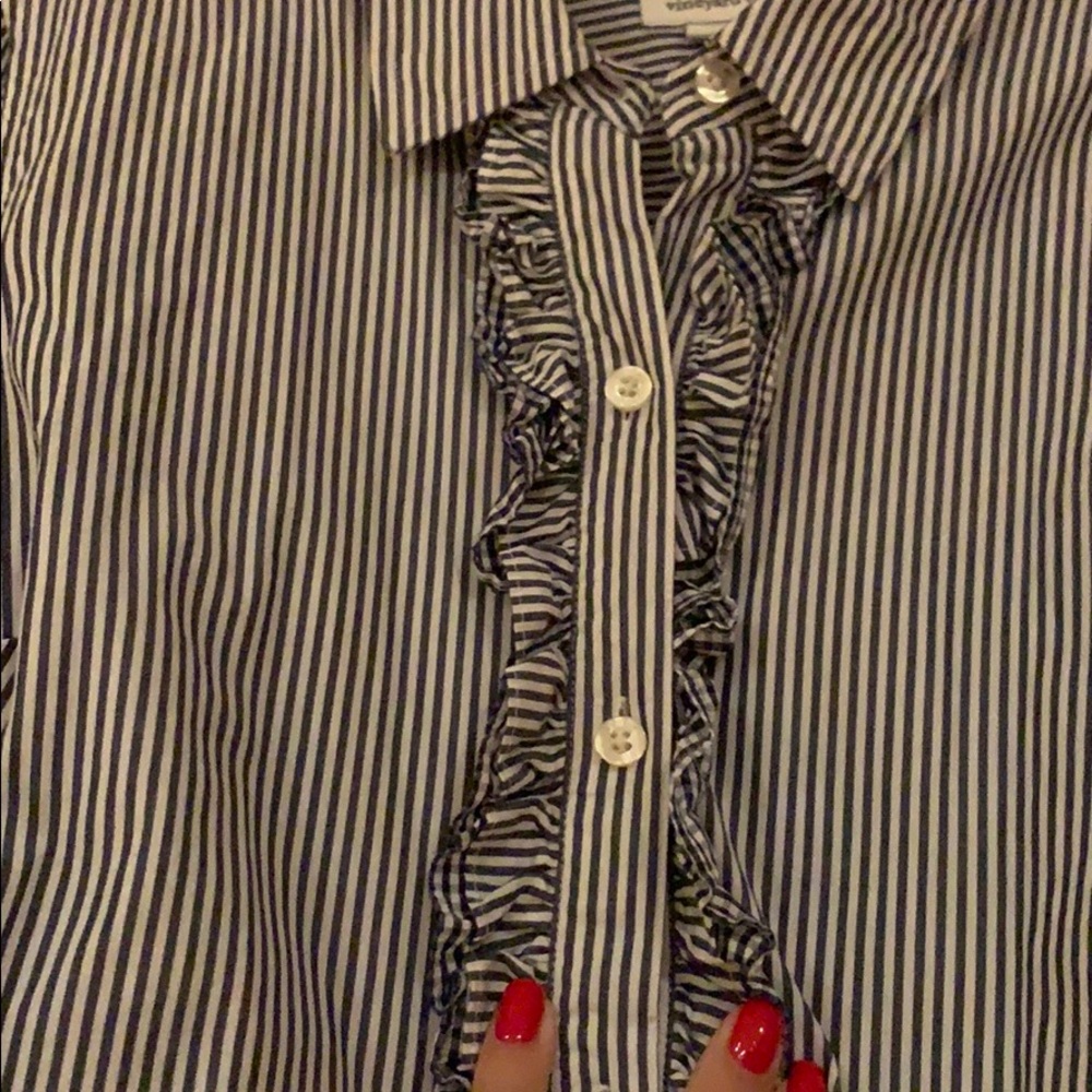 Vineyard Vines Button Down - image 3